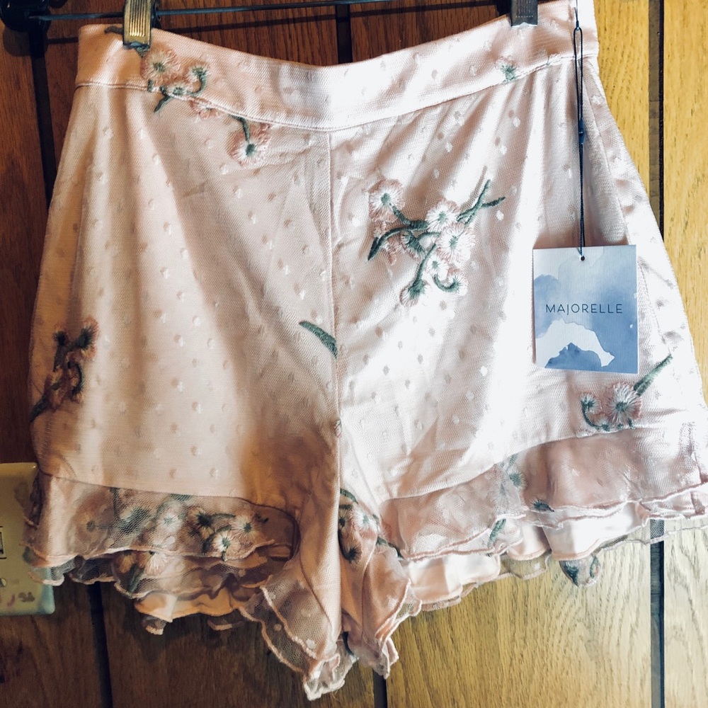 NWT Whitney shorts size medium